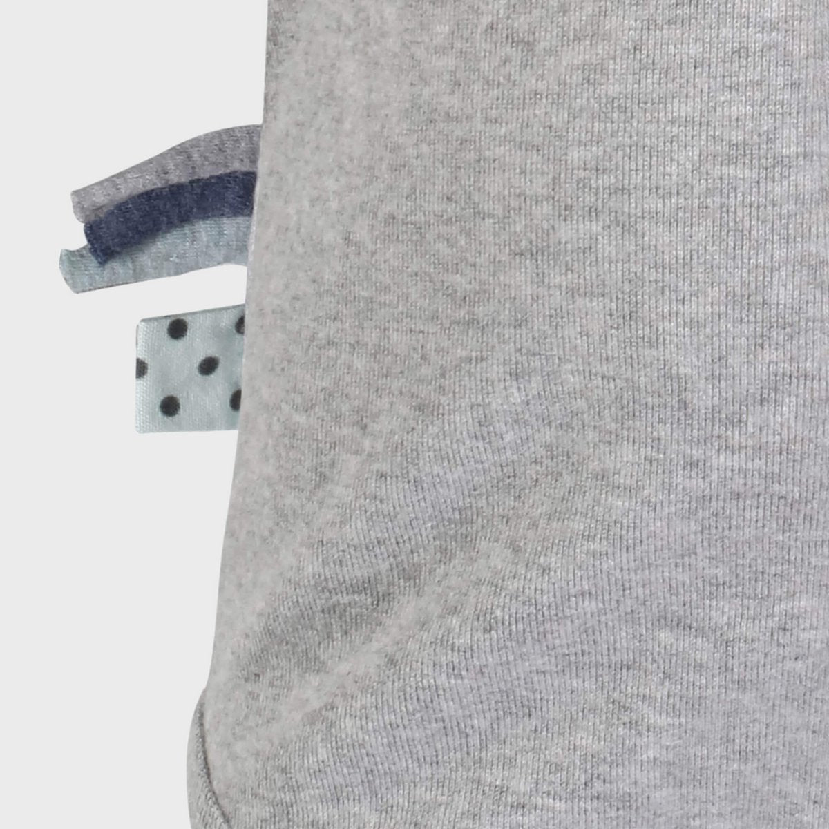 Baby Langarm Body Grau – Bio-Baumwolle & Rippenstoff – Detailansicht 3