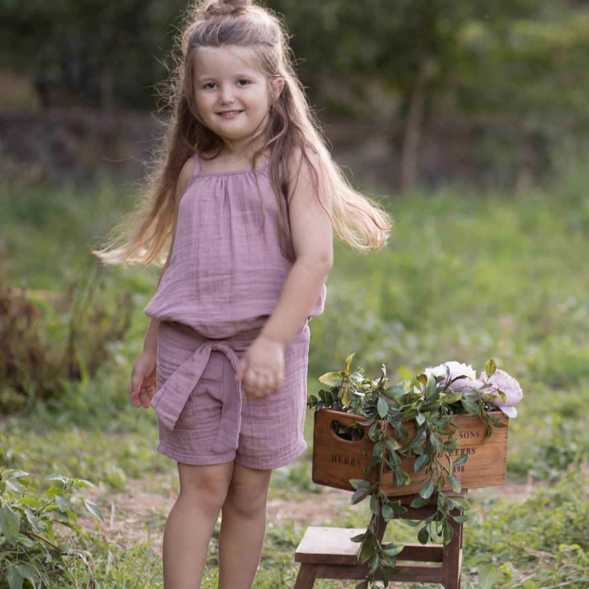 Bio-Musselin Bluse Damen in Dusty Rose, mit Rüschen, aus weicher Bio-Baumwolle.