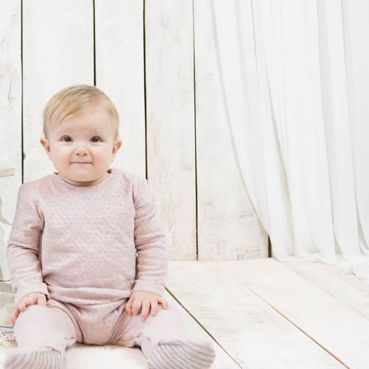 OrganicEra Bio-Schlafanzug für Babys mit Füßen, Rose