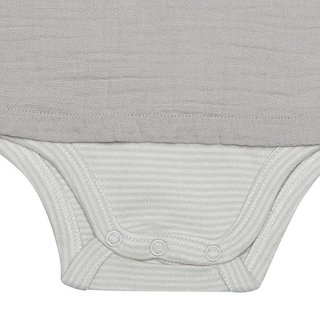 OrganicEra Jungen-Bodyshirt aus Bio-Musselin, Grau