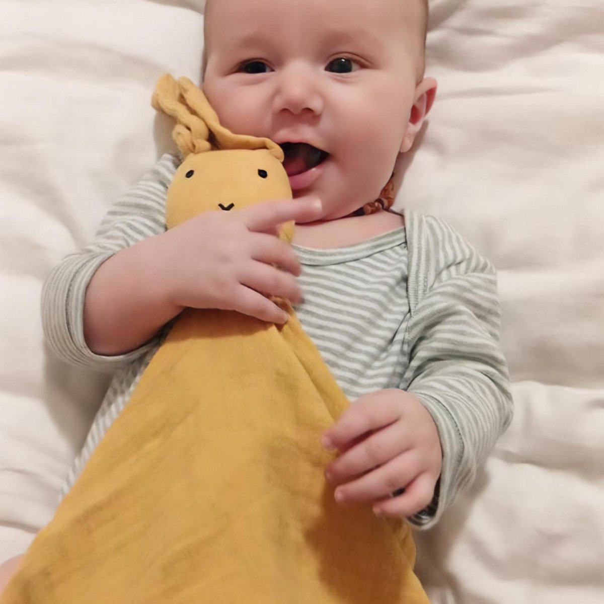 Weiches Bio Baby Kuschelspielzeug Musselin Schmusetuch für Babys und Neugeborene.