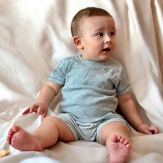 Bequemes Bio Baby T-Shirt aus Rippstrick Baumwolle – Kurzarm Shirt Aqua Melange