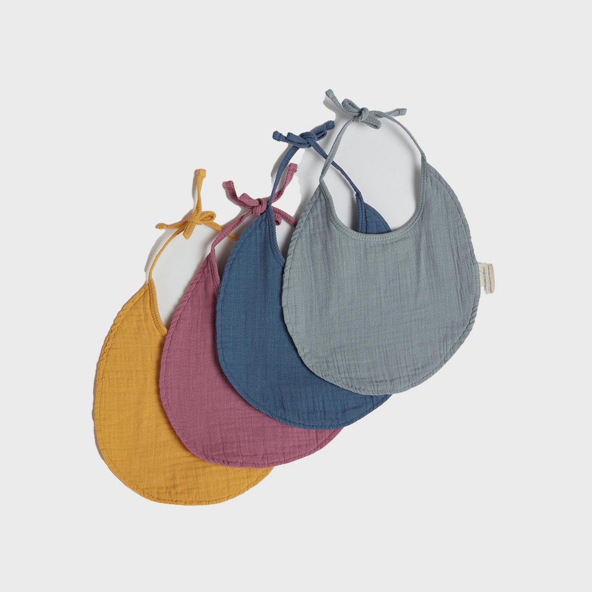 4er Set Bio Musselin Baby Lätzchen aus weicher, saugfähiger 4-lagiger Bio-Baumwolle.