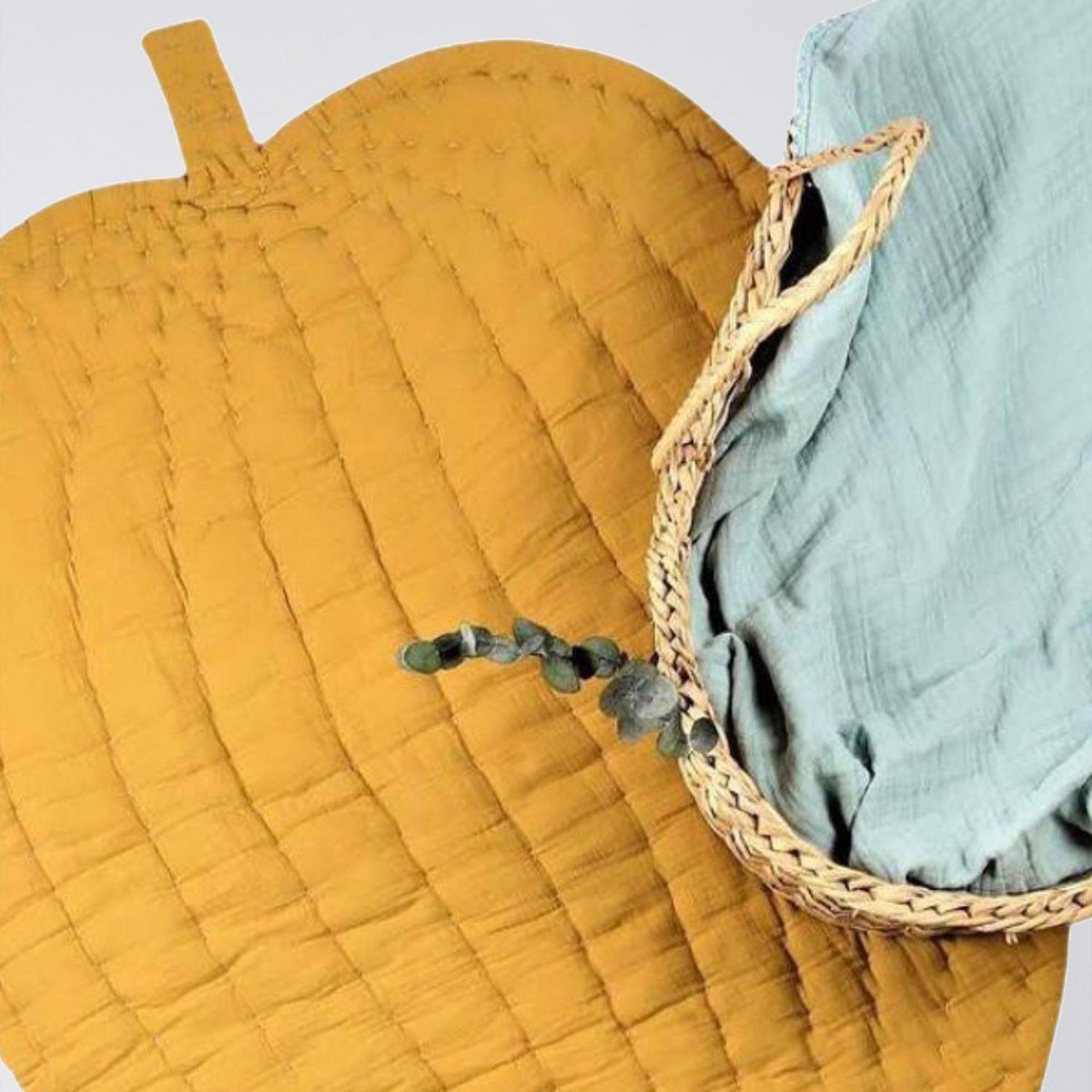 OrganicEra Organic Musselin- Leaf Mat- Padded, Senf