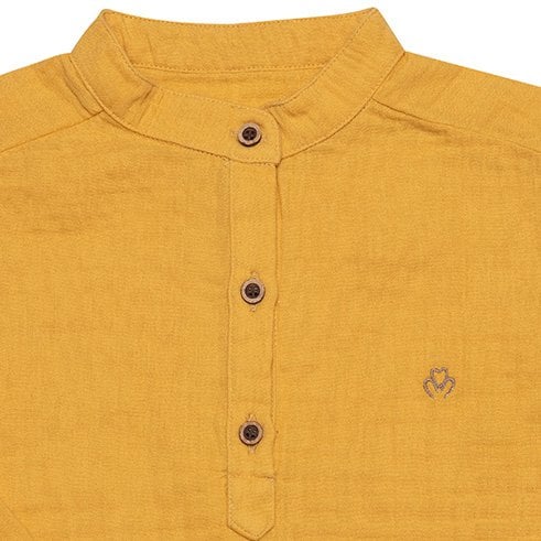 Bio Musselin Langarmshirt Senf für Jungen – Detailansicht 2