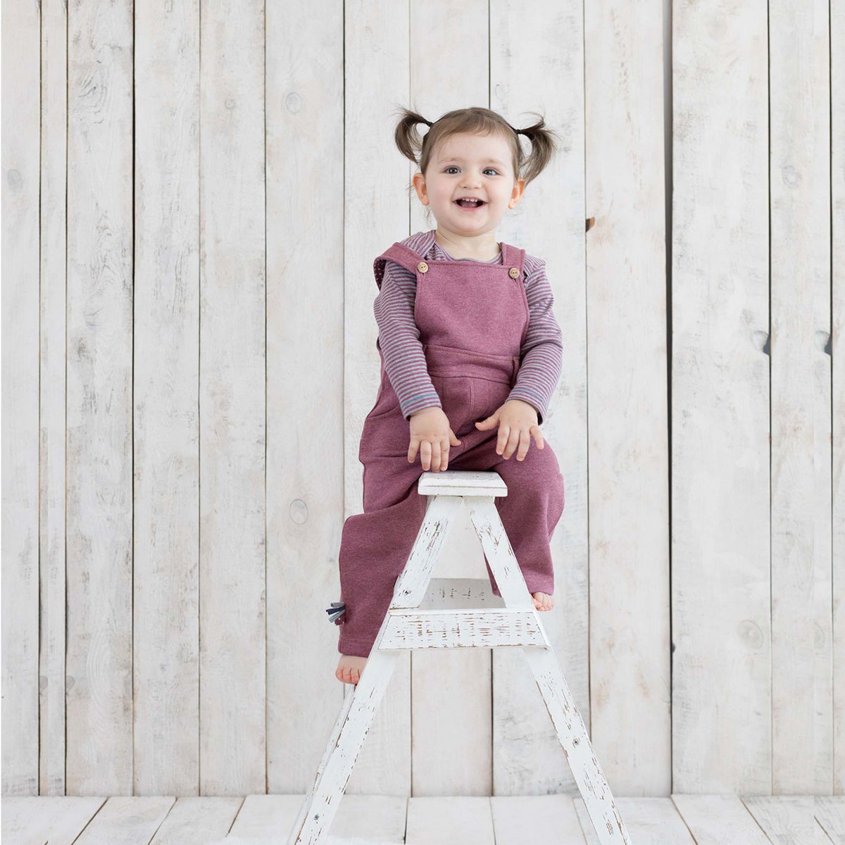 OrganicEra Bio-Baby-Latzhose, Bordeaux